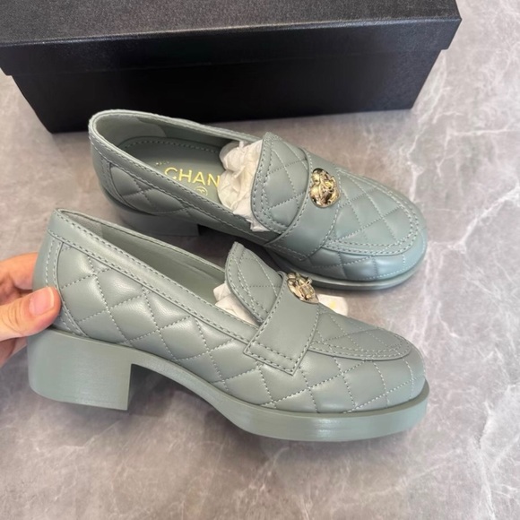 CHANEL Quilted Mint Green Heart-Detail Loafers - Picture 2 of 4